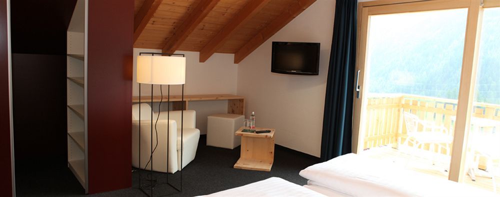 Schorta'S Alvetern - Boutique Hotel & Restaurant Ardez Esterno foto